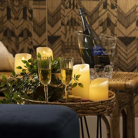 Sleeping Belle - Gare De Lyon Bastille París