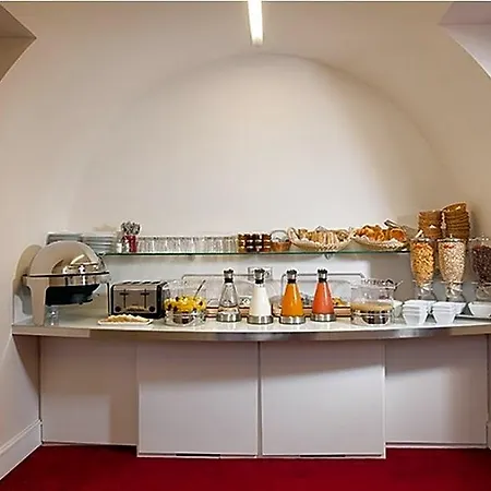 Sleeping Belle - Gare De Lyon Bastille 4*