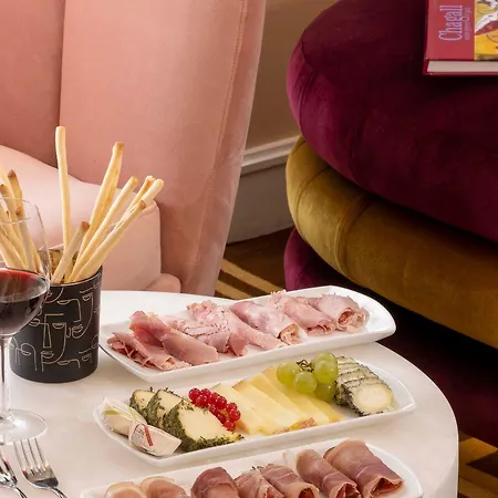 Sleeping Belle - Gare De Lyon Bastille 4*