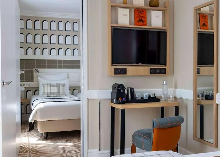 מלון Sleeping Belle - Gare De Lyon Bastille 4*